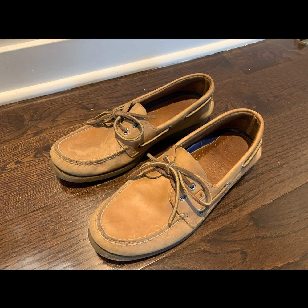 Sperry boat shoes ⛵️